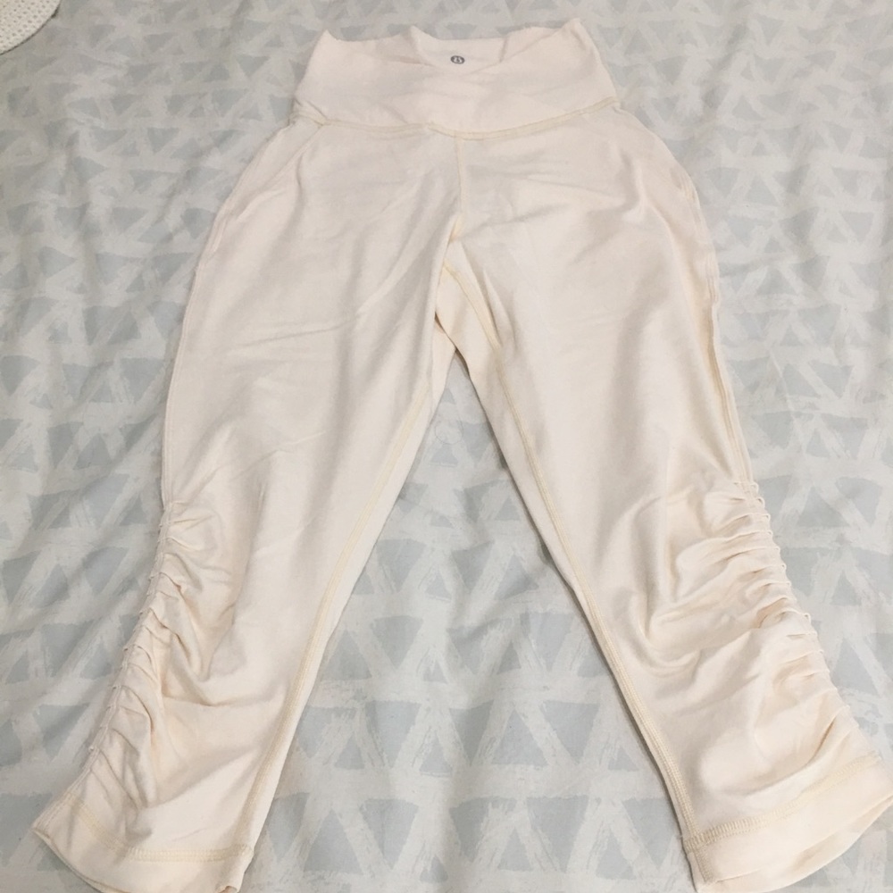 Sunset Salutation Lululemon cropped pants.